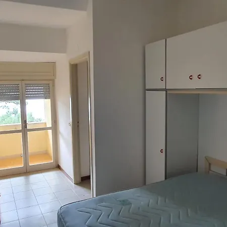 Una Camera Da Letto La Pace Tropea * Ciaramiti